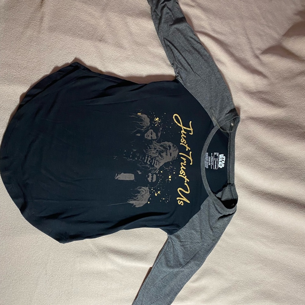 Disney Star Wars Half Sleeve Tee size Small